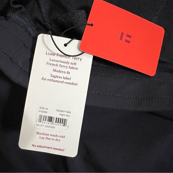 Tommy John Women's Luxe French Terry Jogger - Picture 6 of 6